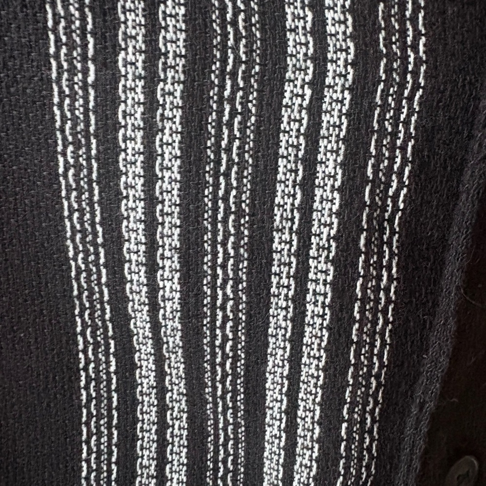 Men’s Primark Black & White textured Stripe Short-Sleeve Button-Up Shirt Sz S - Picture 4 of 6